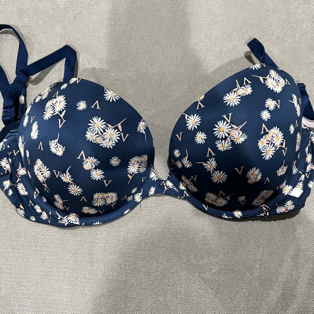 Victoria Secret Bra